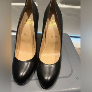Louboutin pump 40.5